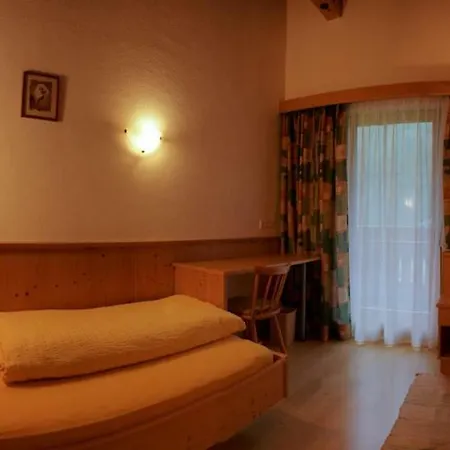 公寓 Voellenklee *