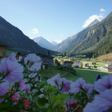 Voellenklee * Neustift im Stubaital
